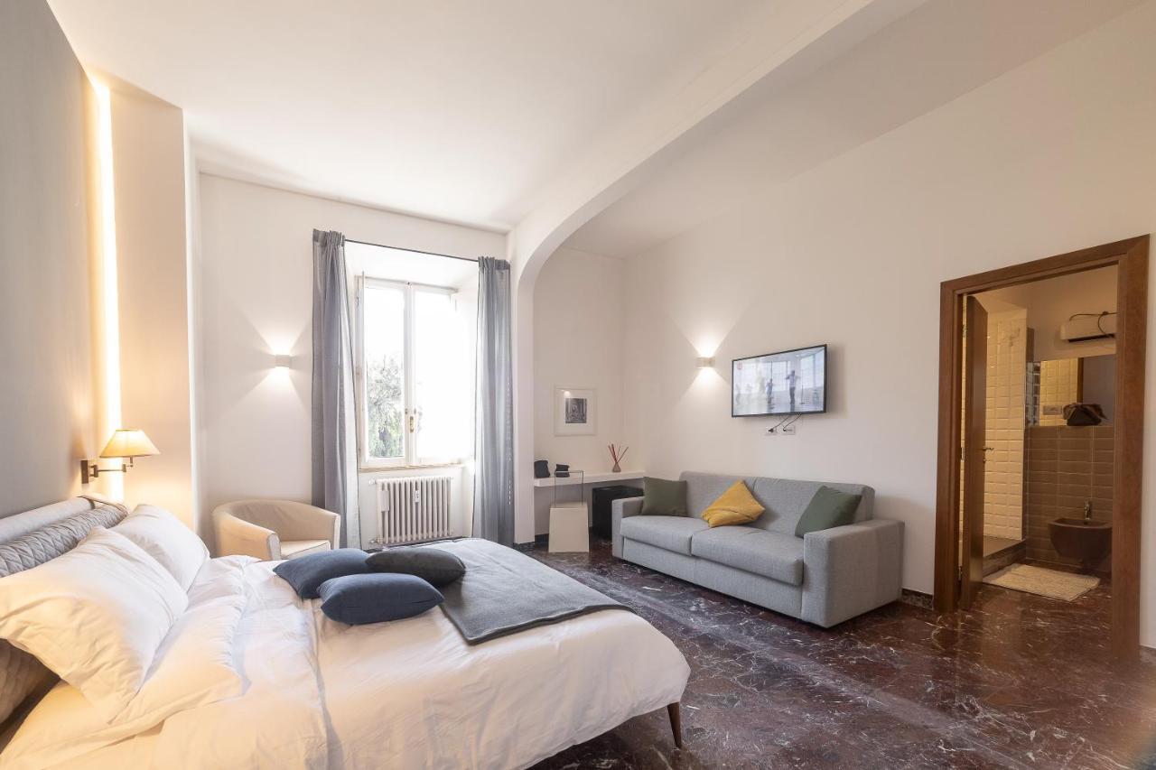 Lombardia40 Luxury Suites 로마 외부 사진